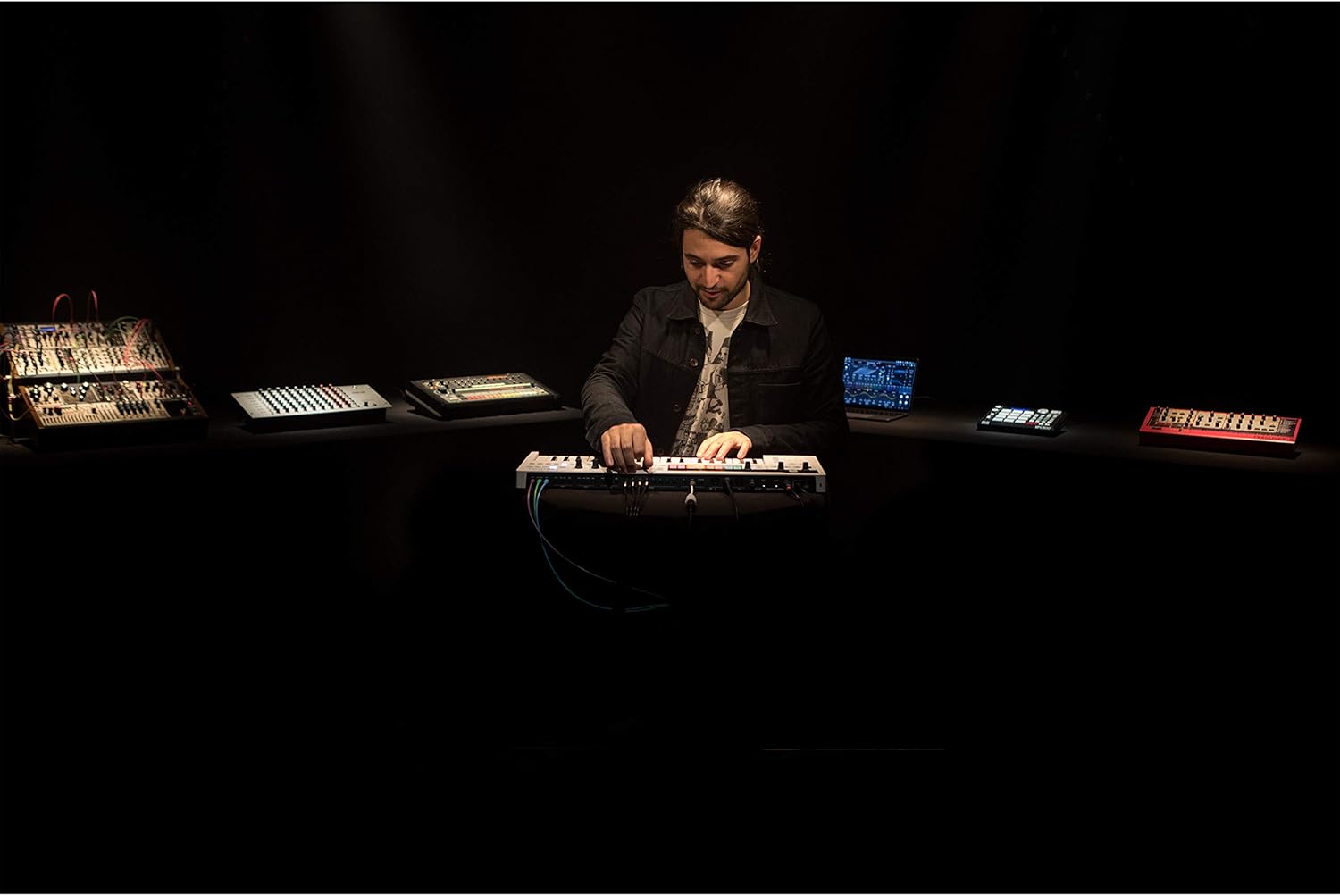 Arturia 37-Key KeyStepPro Sequencer USB/MIDI/CV Keyboard Controller, with Aftertouch KeyStep Pro with V-Moda Forza in-Ear Hybrid Sport Headphones and Gravity Phone Holder Bundle PK1