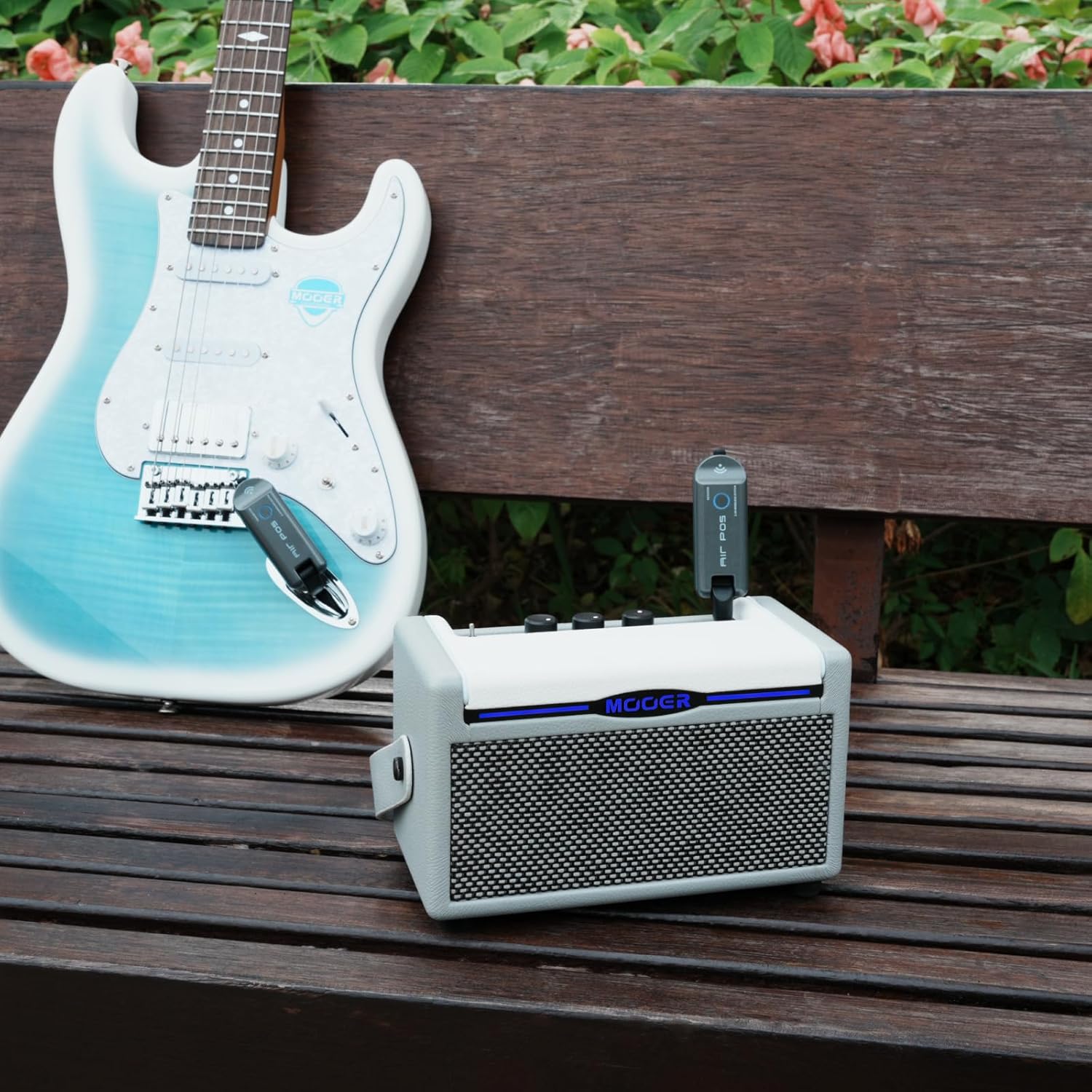 MOOER SD10i 10W Practice Guitar Amplifier Combo with Smart Effects App, Stero Sound Portable with LED Light, 49 Effects Types, 52 Amp Models, Loop, Drum Machine, Tunner (Grey)