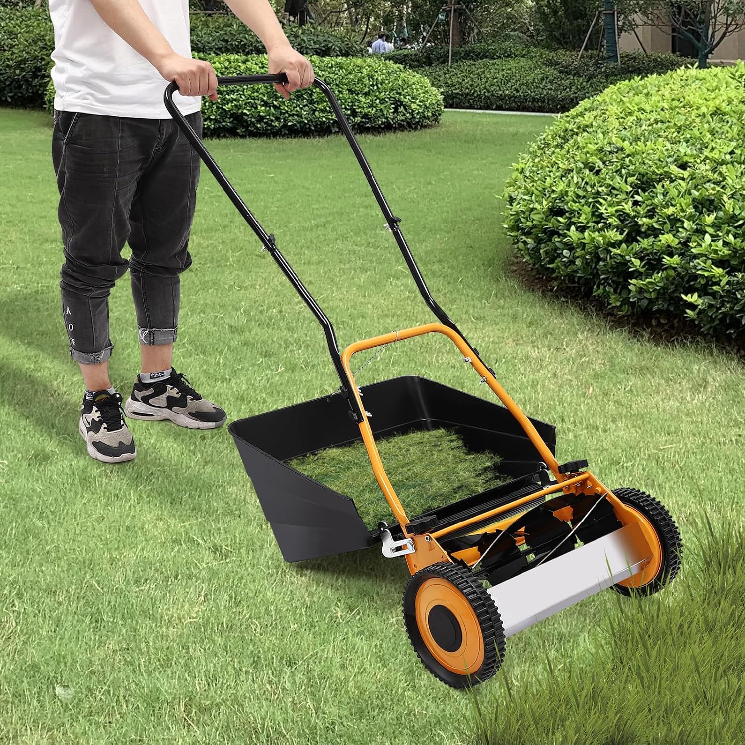 Push Reel Lawn Mower with Grass Catcher 4-Blade Walk Behind Reel Lawn Mowers Cordless Manual Lawn Mower Adjustable Cutting Height (16 Inch)