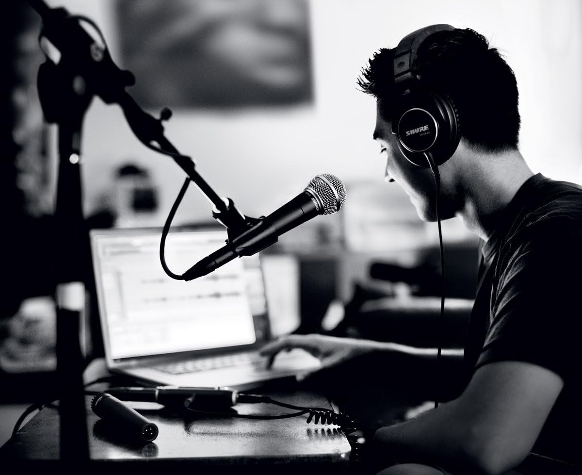 Shure X2u XLR-to-USB Signal Adapter with Headphone Jack, Integrated Pre-amp with Mic Gain Control, Zero-Latency Monitoring, +48V Phantom Power for Condenser Microphones, 3m USB Cable and Storage Pouch