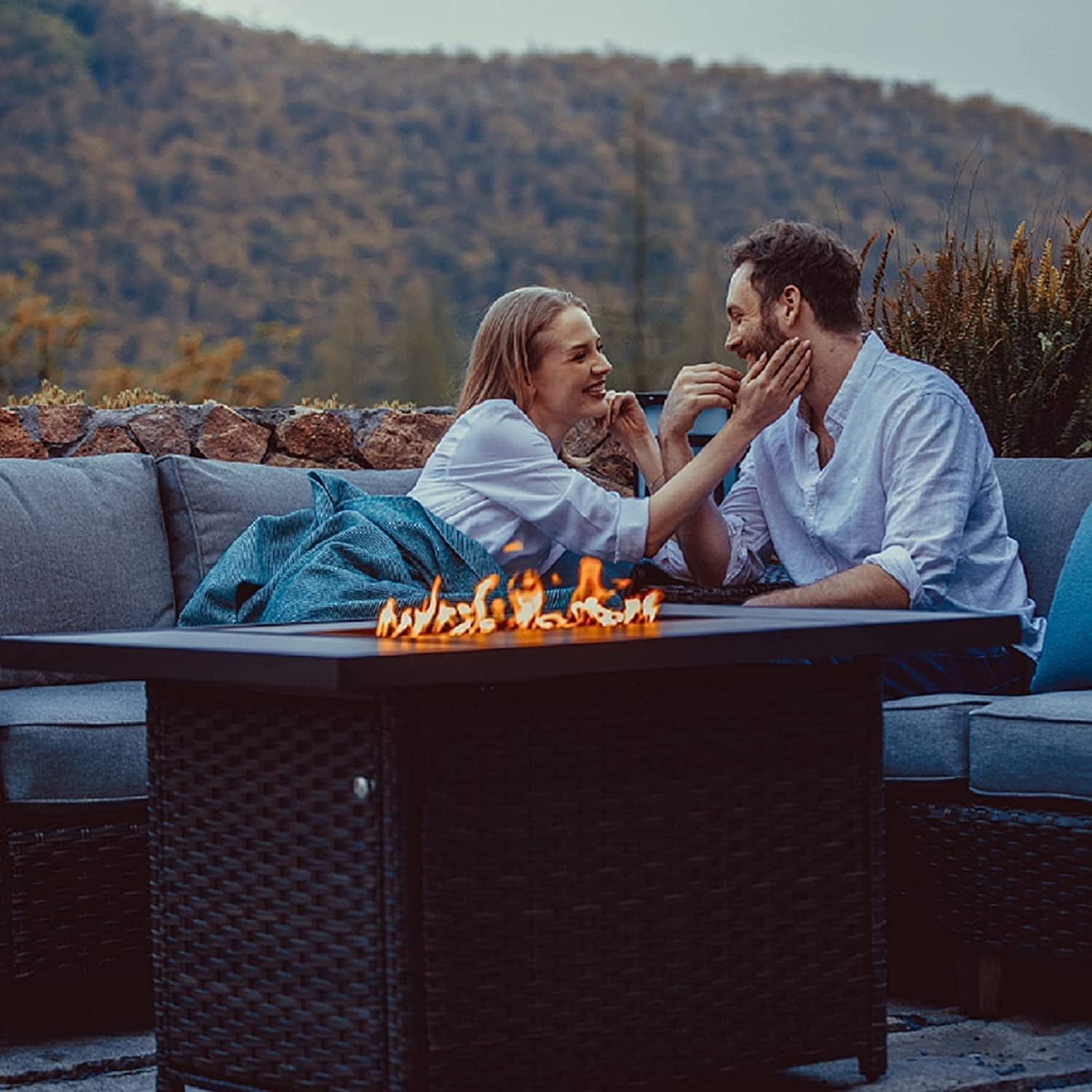 Grand patio Outdoor Propane Fire Pit Table with Cover/Lid for Patio, 43 inch 60,000 BTU,Wicker/Rectangle