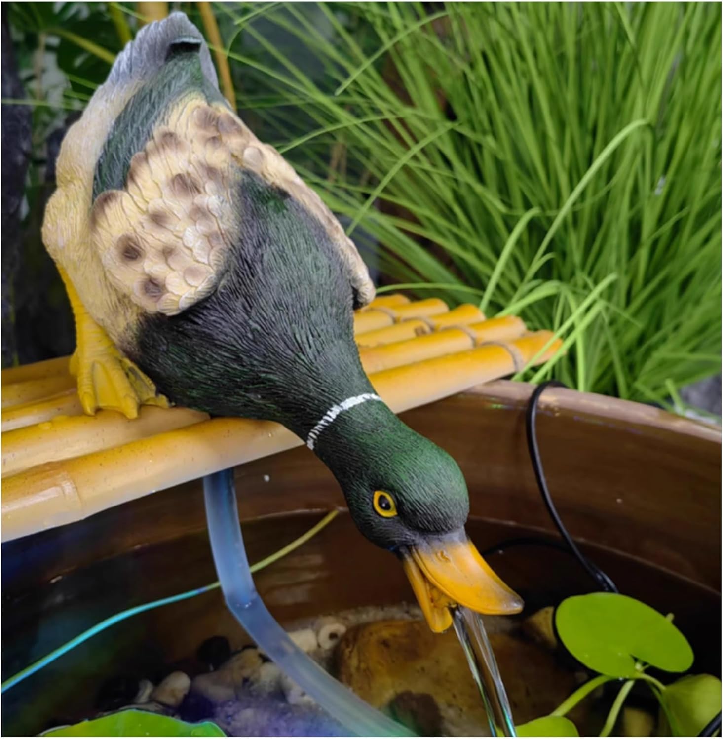 Animal Pond spitters for small ponds, pond fountains, Garden Decor for Koi pond, Resin material, with Water pump and Hose, pool fountains for above ground pools, for Koi Ponds and Water Gardens(Green)