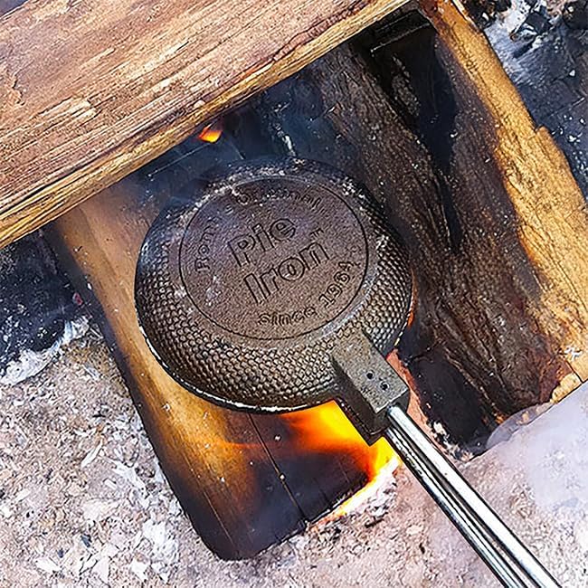Stonebridge Mall Cast Iron Original Round Pie Iron for Outdoors, Backyard, Campfire, and Fire Pits