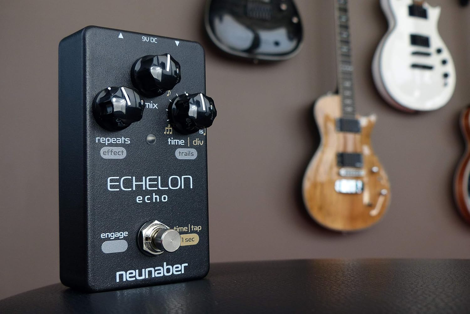 Neunaber Echelon Echo v2 Guitar Pedal