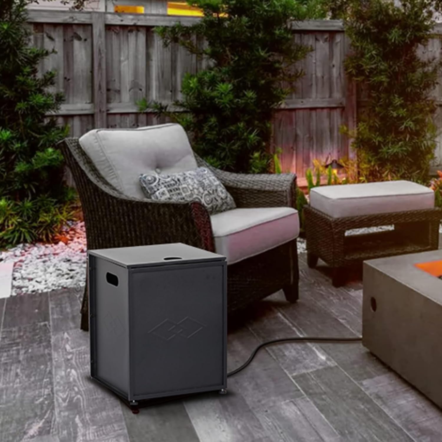 Propane Tank Cover Table, 16-inch Hideaway Table for Gas Fire Pits for 20 lbs Propane Tank Outdoor Gas Tank Storage Side Table for Gas Fire Pit Gas Grill Griddle Propane Stoves, (Black)