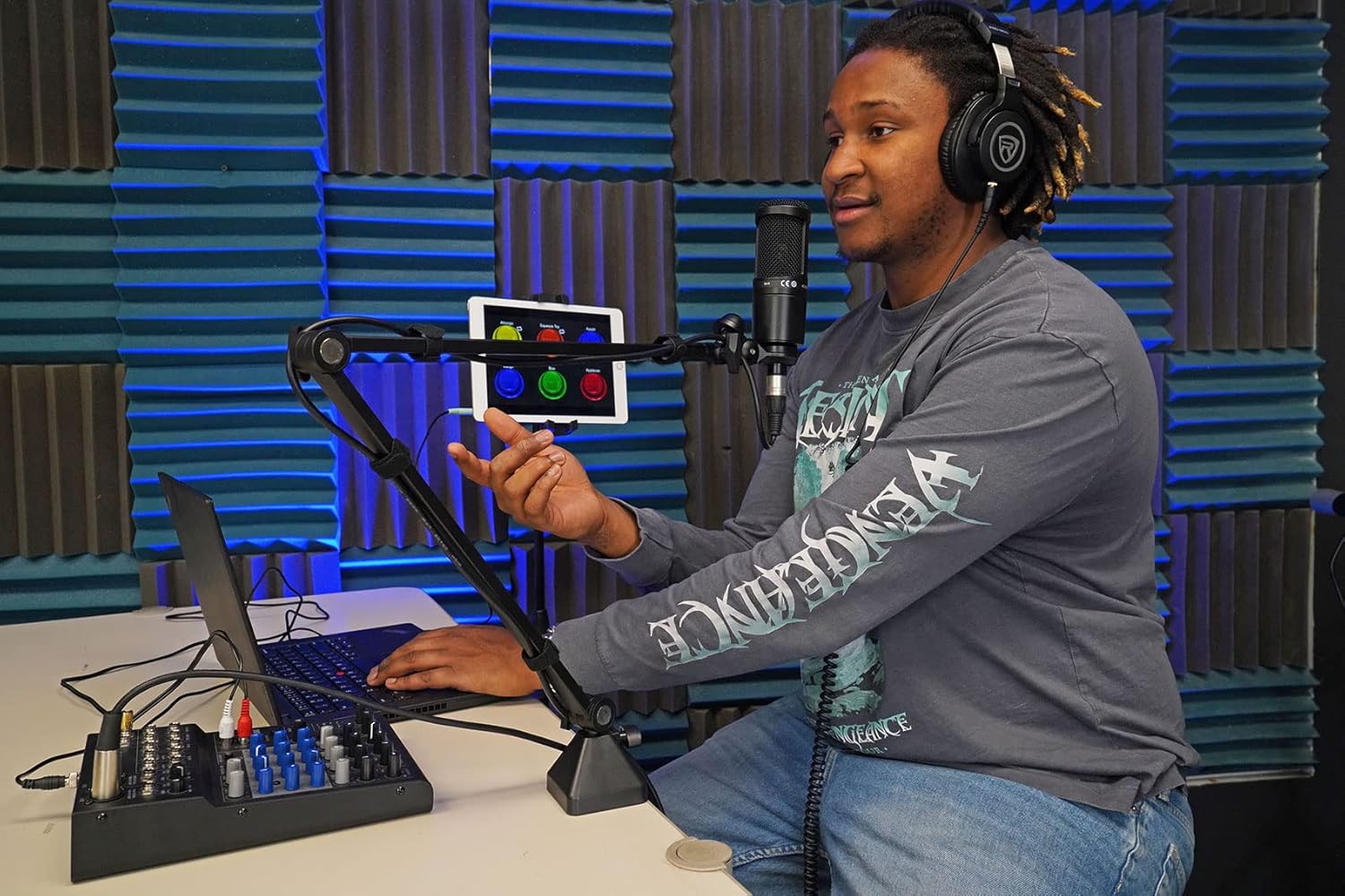 Rockville R-TRACK 2x2 Bundle: USB Recording Interface 24-Bit 192kHz with 2 Mic-Pres, RCM02 Condenser Microphone with Shock Mount, PRO-M50 Studio Headphones, R-BOOM 34 Boom Arm Stand, 4-items