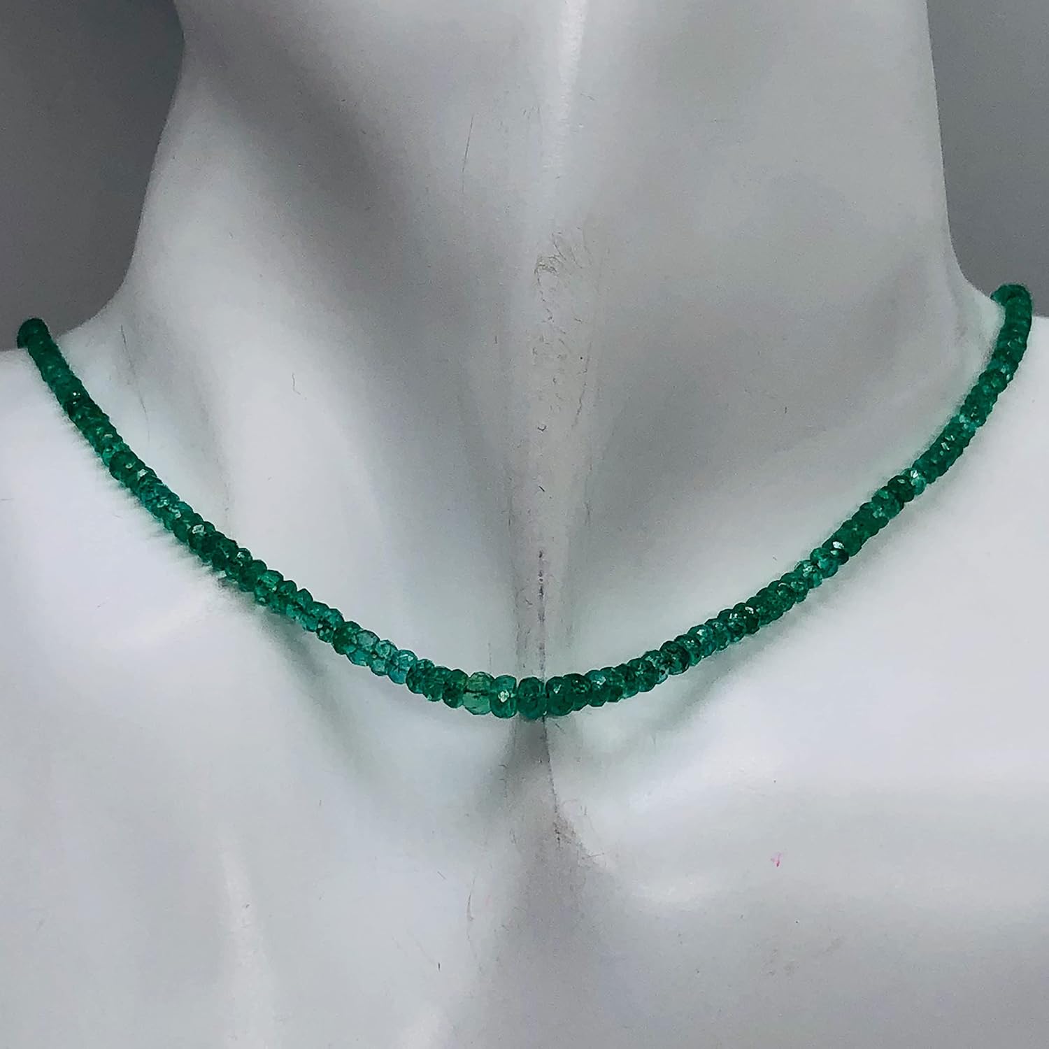 Emerald Graduated Faceted 17