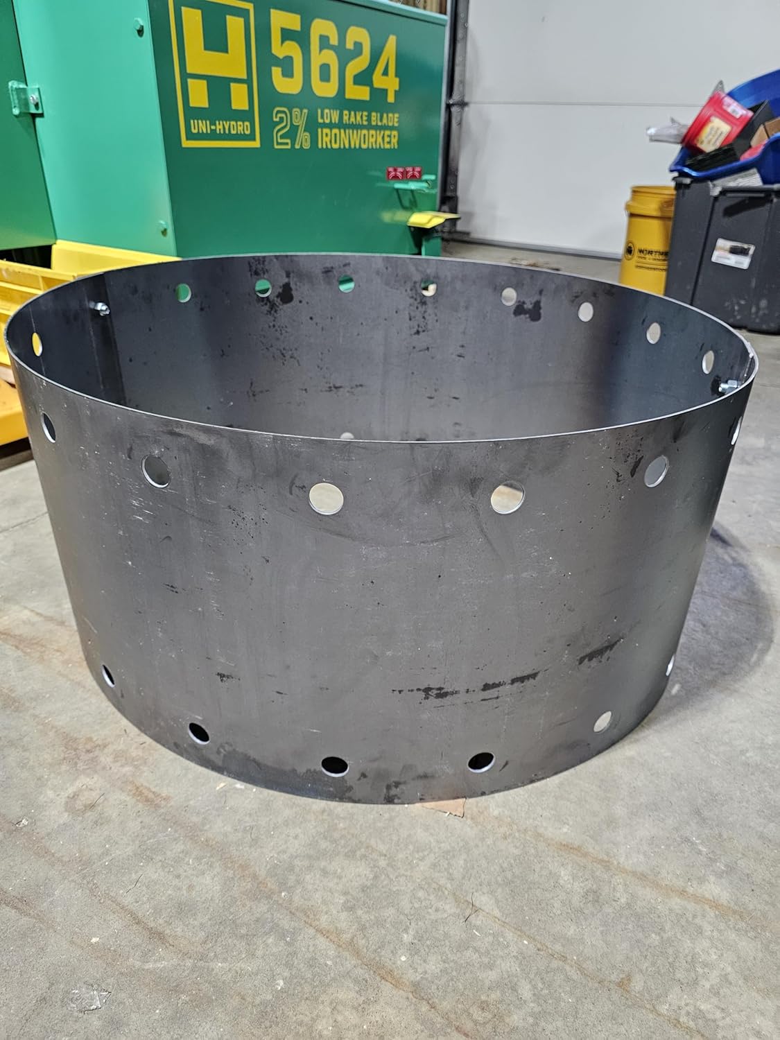 No Smoke Campfire Fire Pit Ring Liner.Draft & Vent Holes 11 Gauge Steel. 30