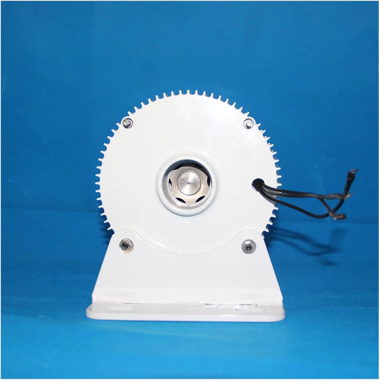 Low Speed Wind Turbines Generator 500w 600w 12V 24V 48V Gearless Permanent Magnet Generator AC tors Wind Turbine DIY Low Starting Speed for Home(Without Base,48V_600W)