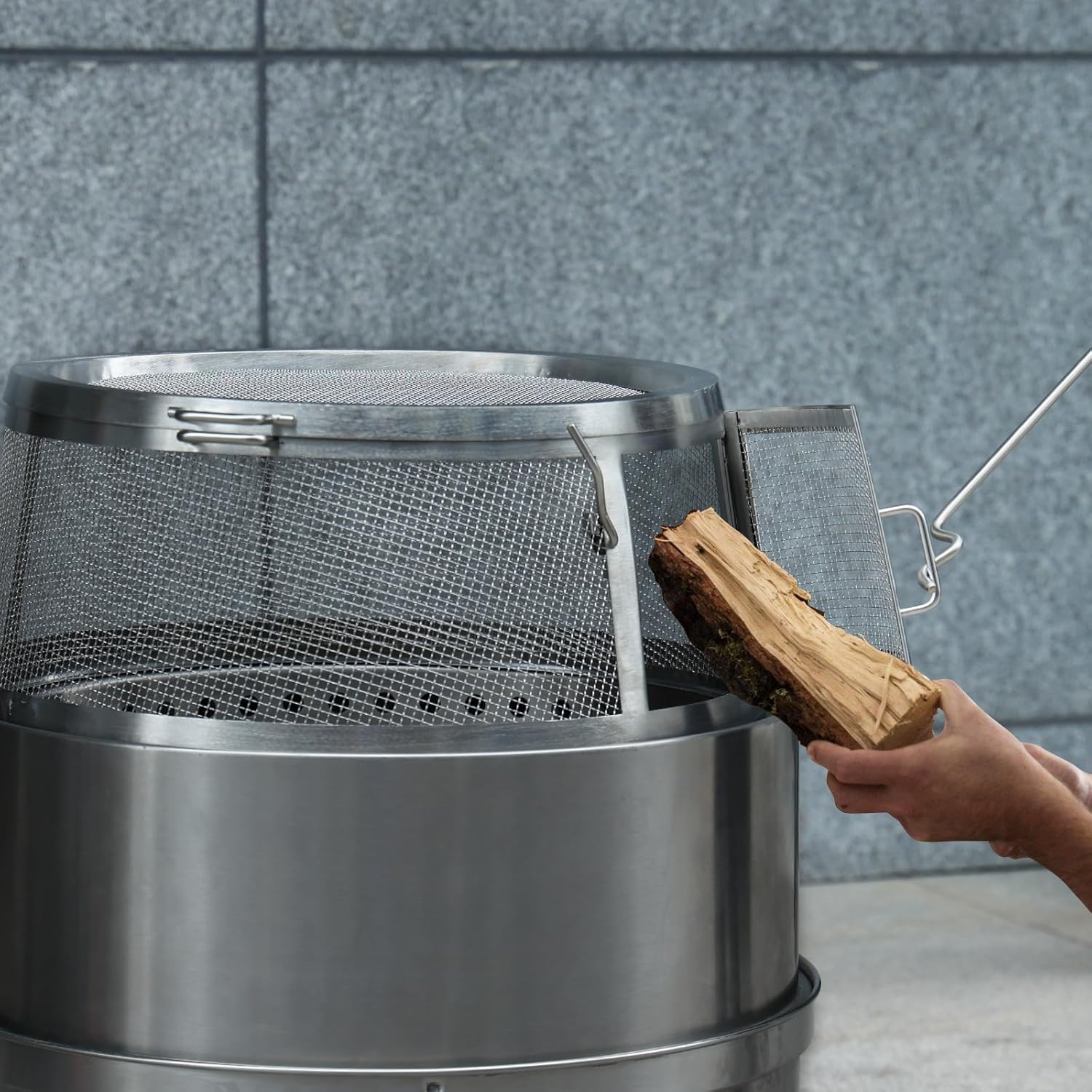 TURBRO Stainless Steel Shield, Fire Pit Spark Cover, Shield Screen with Sticks for Backyard, Camping and Outdoor Fire Pits, Accessory for 19 in. Fire Pit, Pluto R19