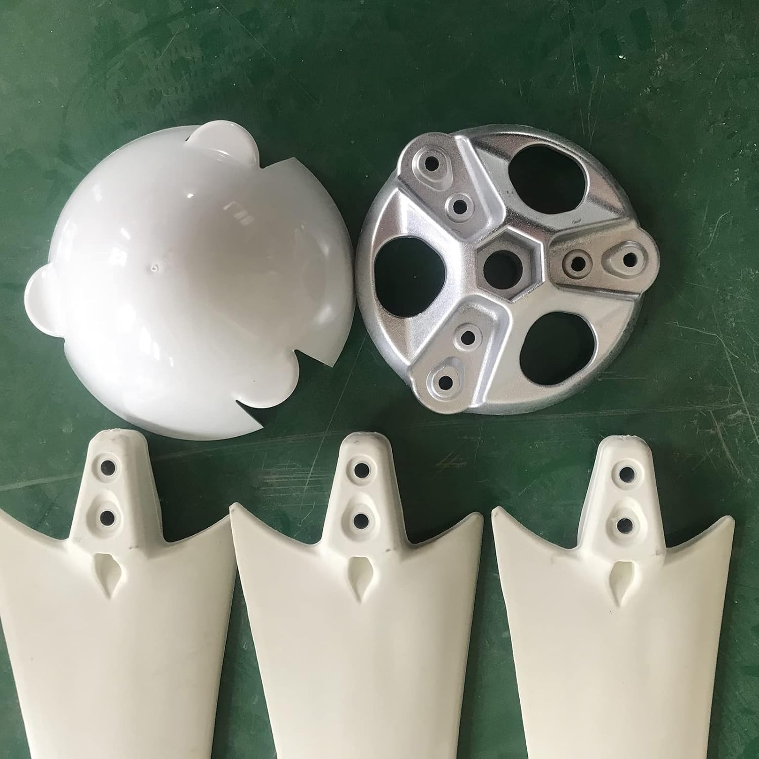 DIY Blade Blades with Hub and Cover 600mm 3 Pack Wind Turbine Accessories for Horizontal Wind Turbine Windmills
