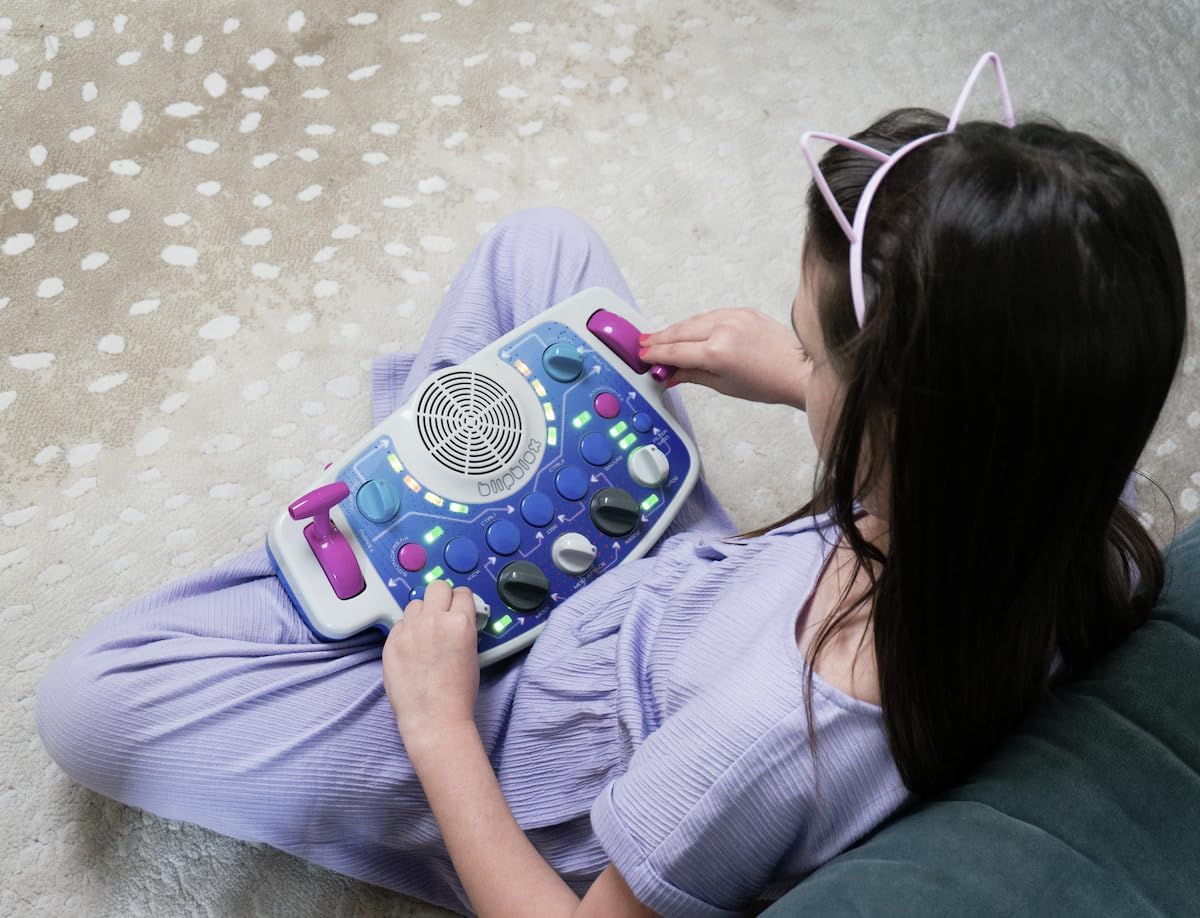 SK2 Synthesizer - Start Your Musical Journey with This Electronic Music Device