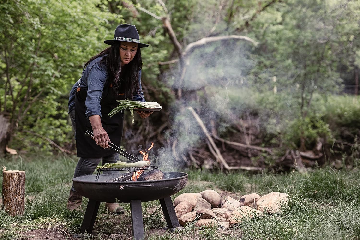 Barebones Fire Pit Grill - Campground Grill for Outdoor Cooking, Heavy Duty Steel Fire Pit with High-Temperature Black Coating, Black, Round