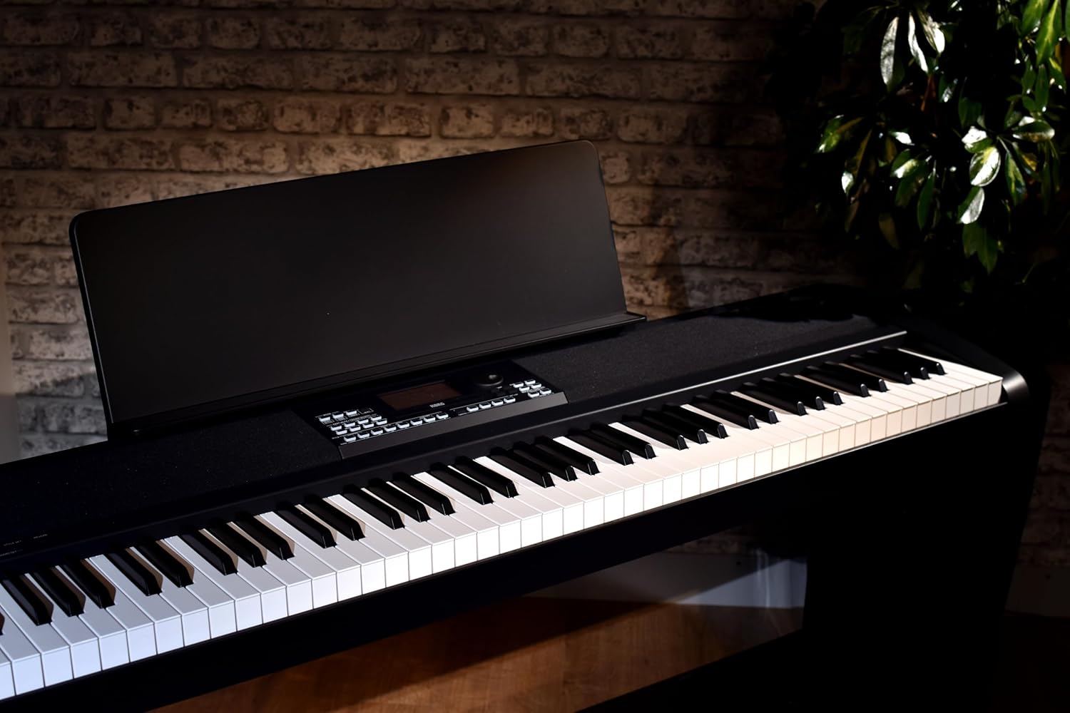 Korg XE20SP Digital Ensemble Piano