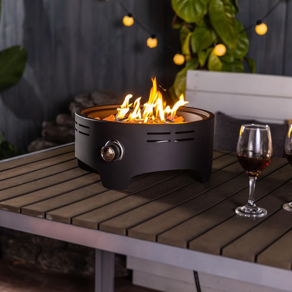 15'' Round Camping fire Pit with Lcokable Cover Lid as Portable Handle, 40,000 BTU Round Tabletop Propane Gas Fire Pit, Black