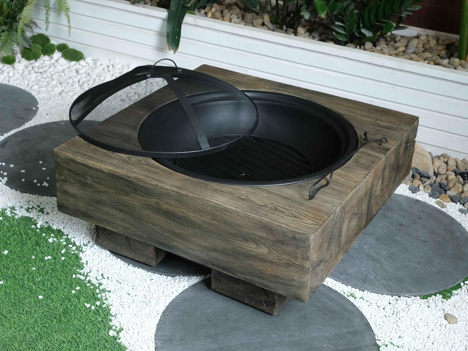 Antique Dark Grey Wood-Fueled Outdoor Fire Pit with Wood Grain Design – 1 Door for Cozy Backyard Gatherings & Patio Ambiance (1 Doors)