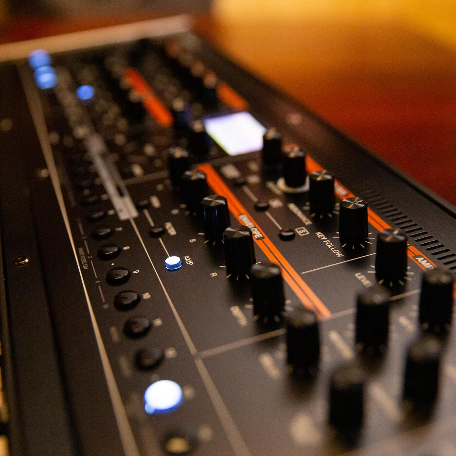 Roland JUPITER-XM Professional Iconic Portable Synthesizer with Legendary Sound and Design.