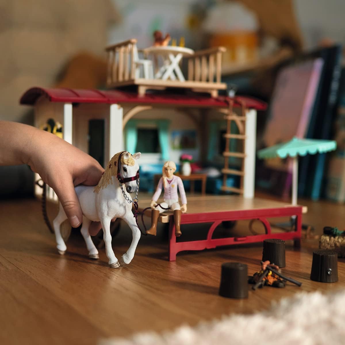 Schleich Horse Club - 95PC Sofia's Secret Camper Playset with Removable Rooftop Balcony - Includes Camper, Horse and Rider Figurines and Accessories - Modular Play Set for Girls - Kids Ages 5+ | 42593