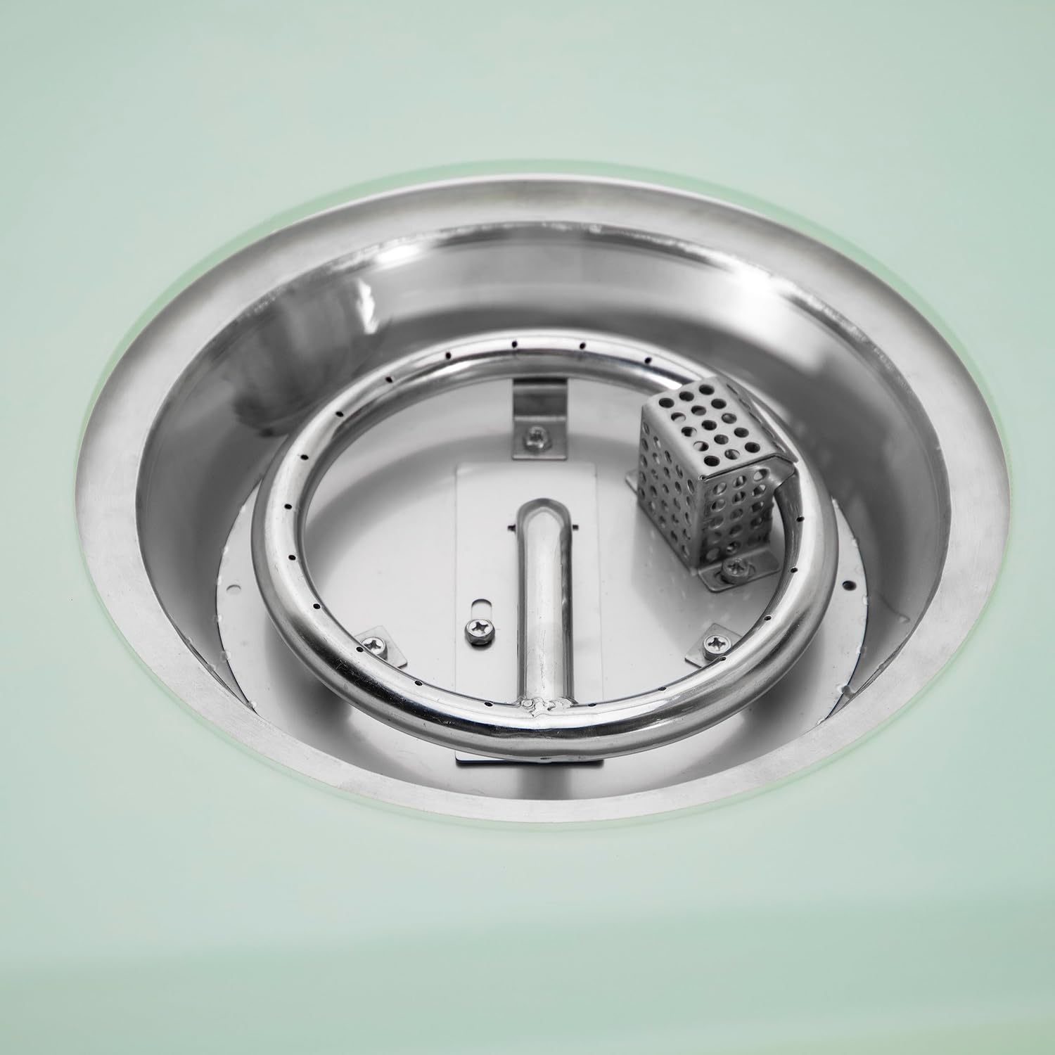 LeisureMod Walbrooke Modern Outdoor Round Fire Pit Table with Powder-Coated Aluminum Frame for Patio and Backyard Garden, White