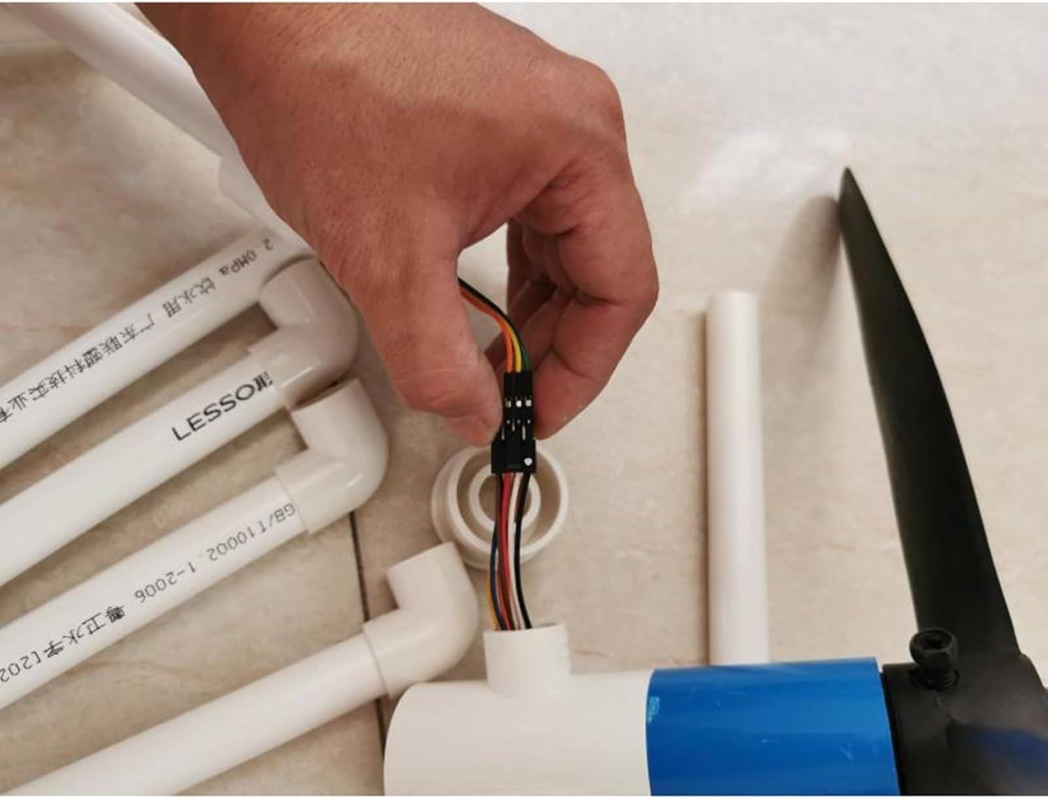 25W DIY Wind Generator Windmill 3 Blades Small Wind Turbine 5-20V DIY Assembly Kit Generator Model with LED Lights and Light String(20m Light String)