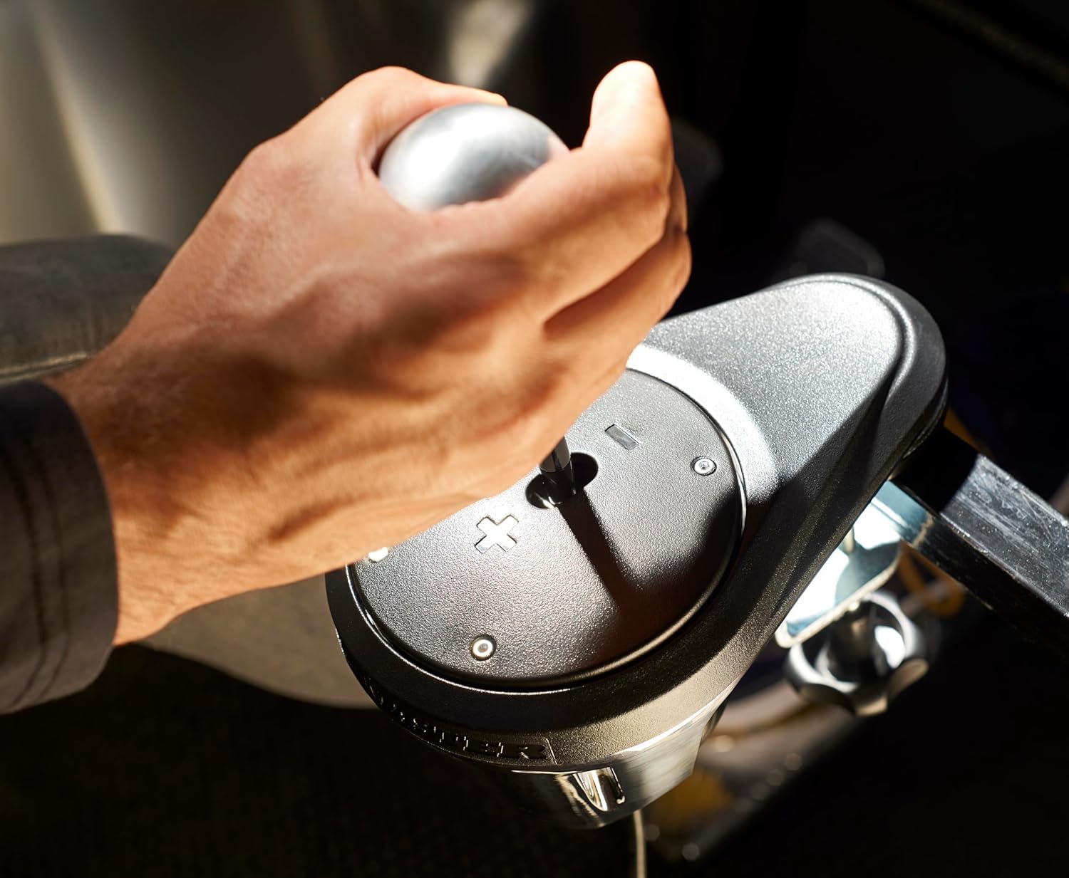 Thrustmaster TH8A Shifter for PS5, PS4, Xbox Series X|S, PC – Sim Racing Accessory with H-Pattern & Sequential Modes, Compatible with Racing Wheels and Driving Simulator Sets