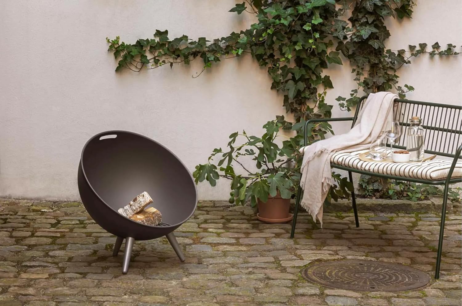Eva Solo FireGlobe Outdoor Fire Pit | Garden or Patio Fireplace | Wood Burning Firepits | Danish Design & Functionality | Aluminium & Enamelled Steel