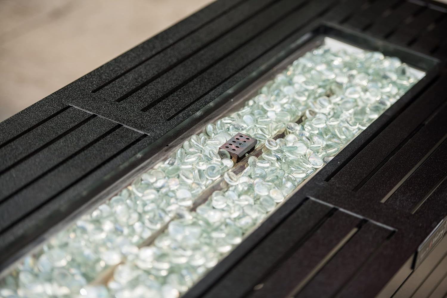 57in Outdoor Gas Propane Fire Pit Table, Rectangular Mocha Dark Brown, 50,000 Btu, Aluminum Fireplace with Lid Fire Glass, Etl Certified for Patio, Deck, Backyard (1 Doors)