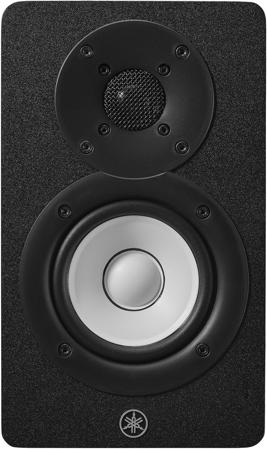 Yamaha HS3 Powered Studio Monitor in Black, Pair (HS3 B)