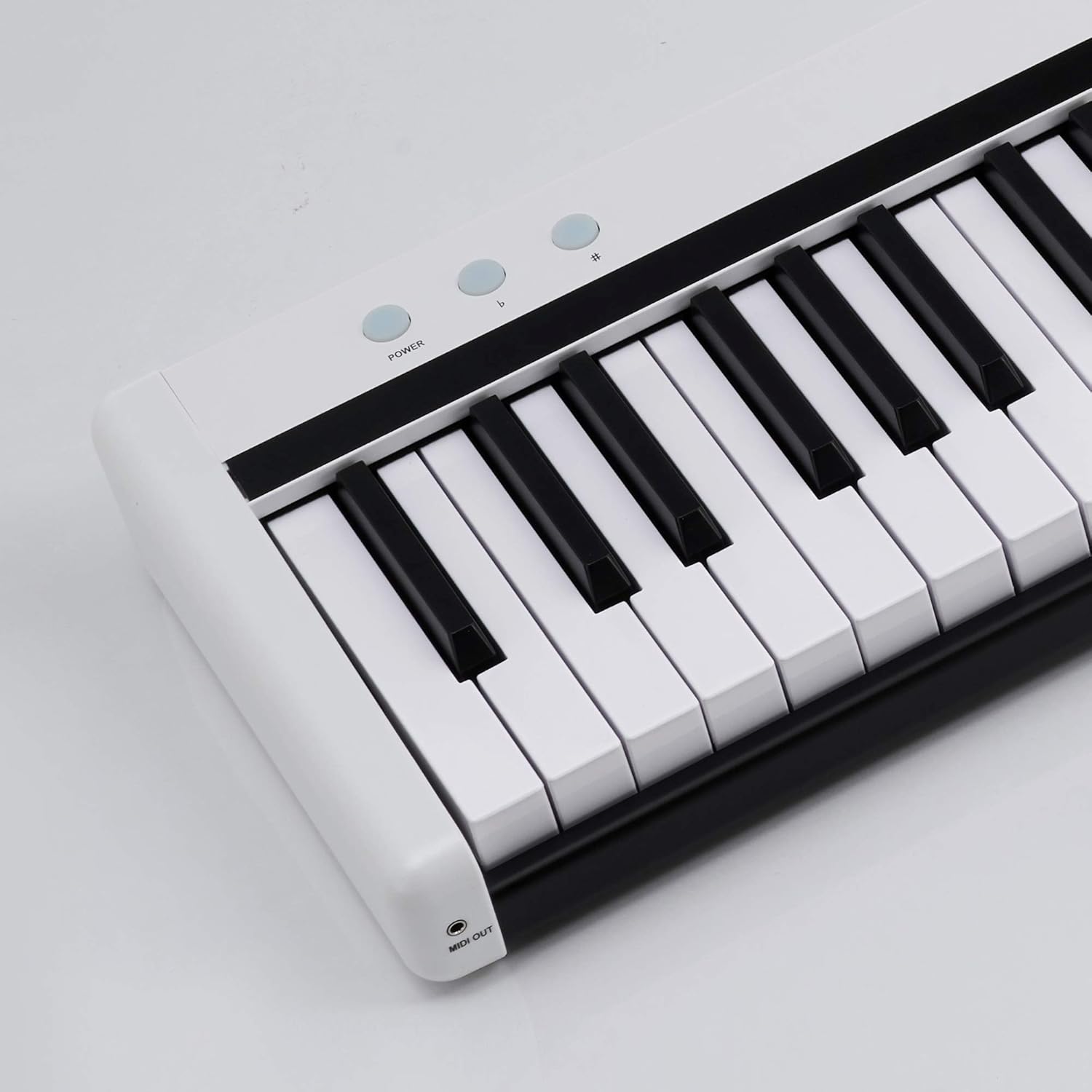 midiplus EZ8 MIDI keyboard controller
