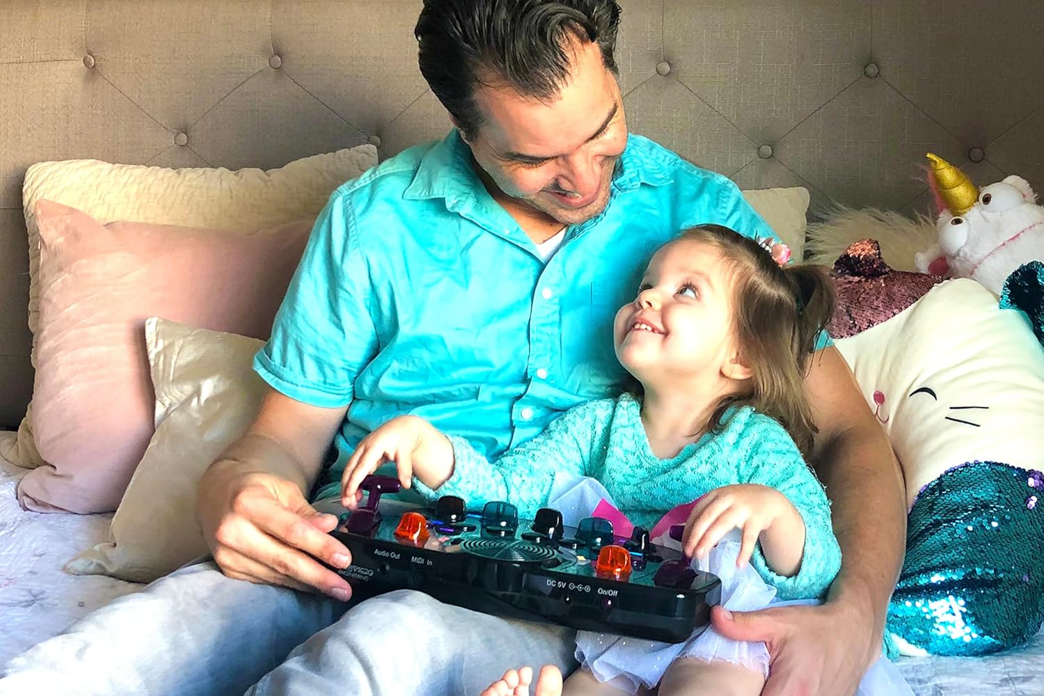 After Dark Synthesizer - Start Your Musical Journey with This Advanced Electronic Music Device