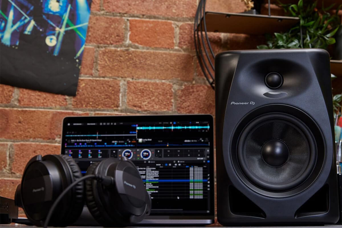 Pioneer DM-50D Active 5