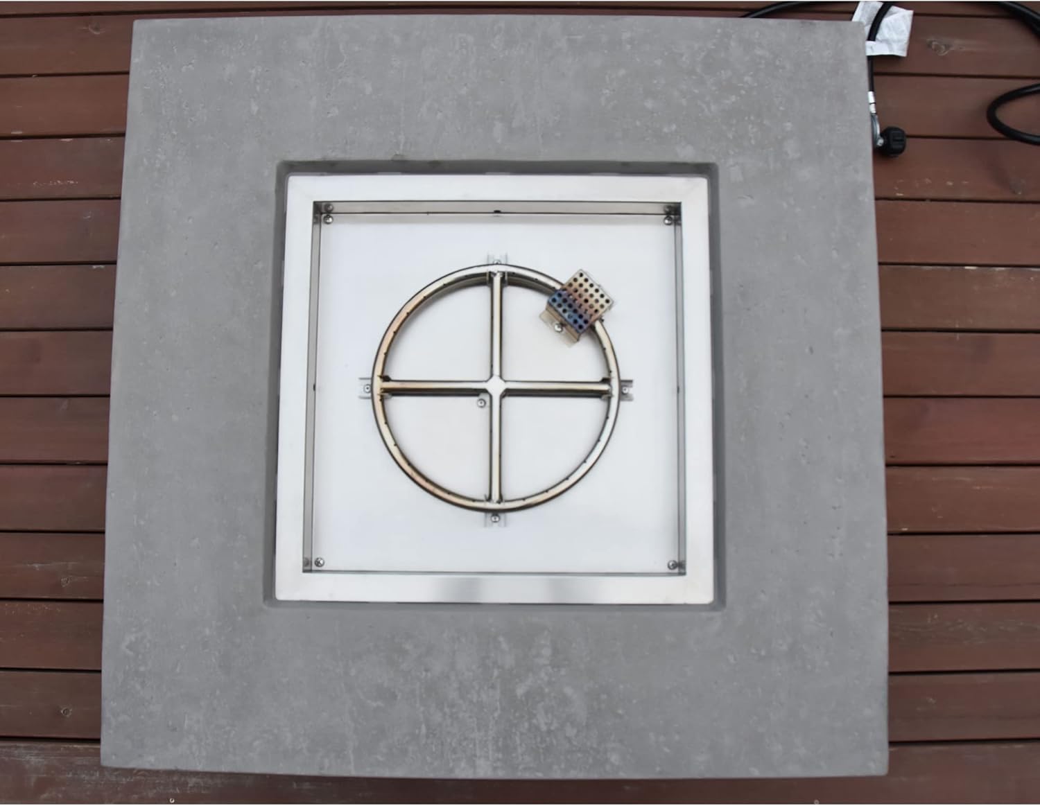 Elementi Manhattan Concrete Fire Pit 36