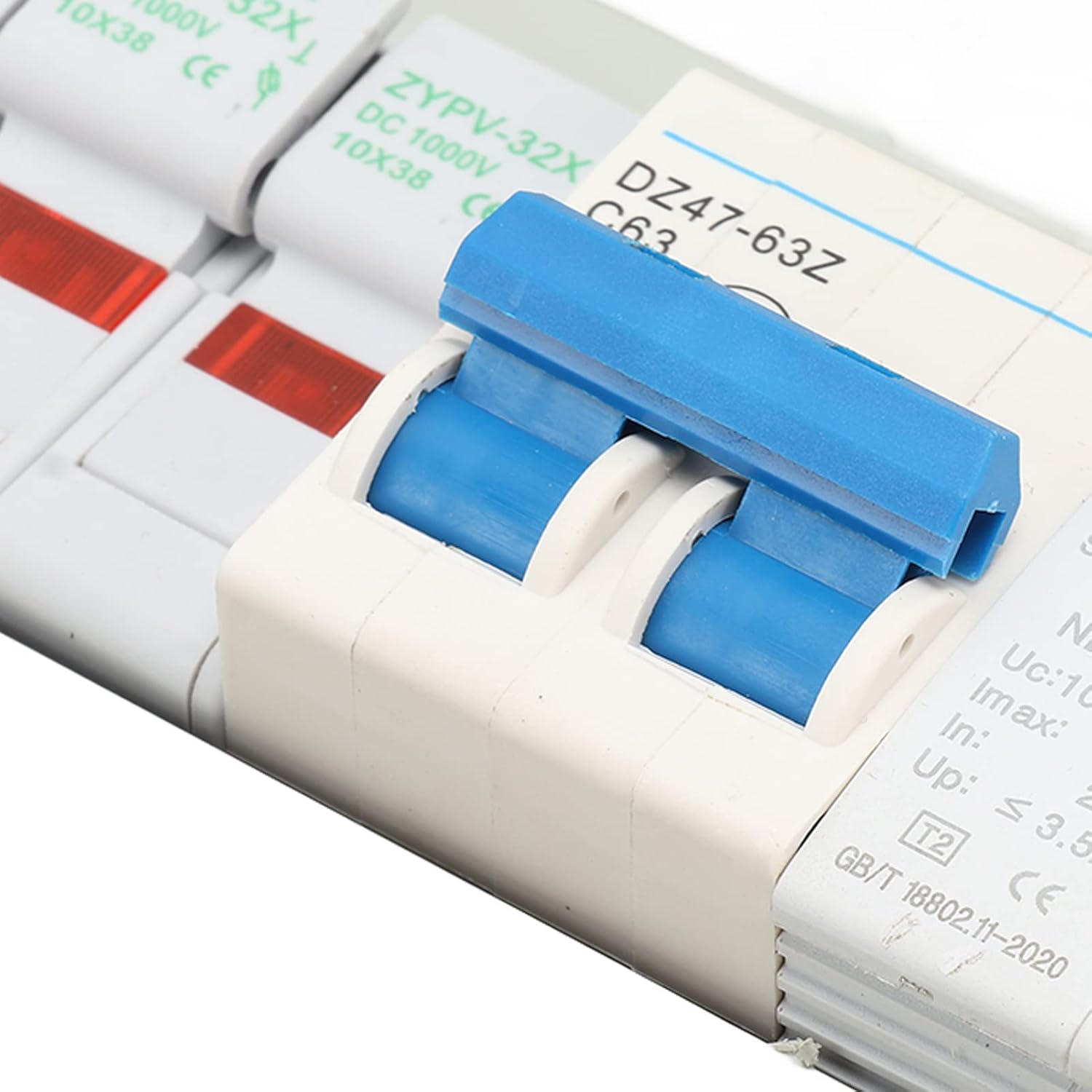 Solar Combiner Box Photovoltaic 2 String with 63A Circuit Breaker DC 1000V