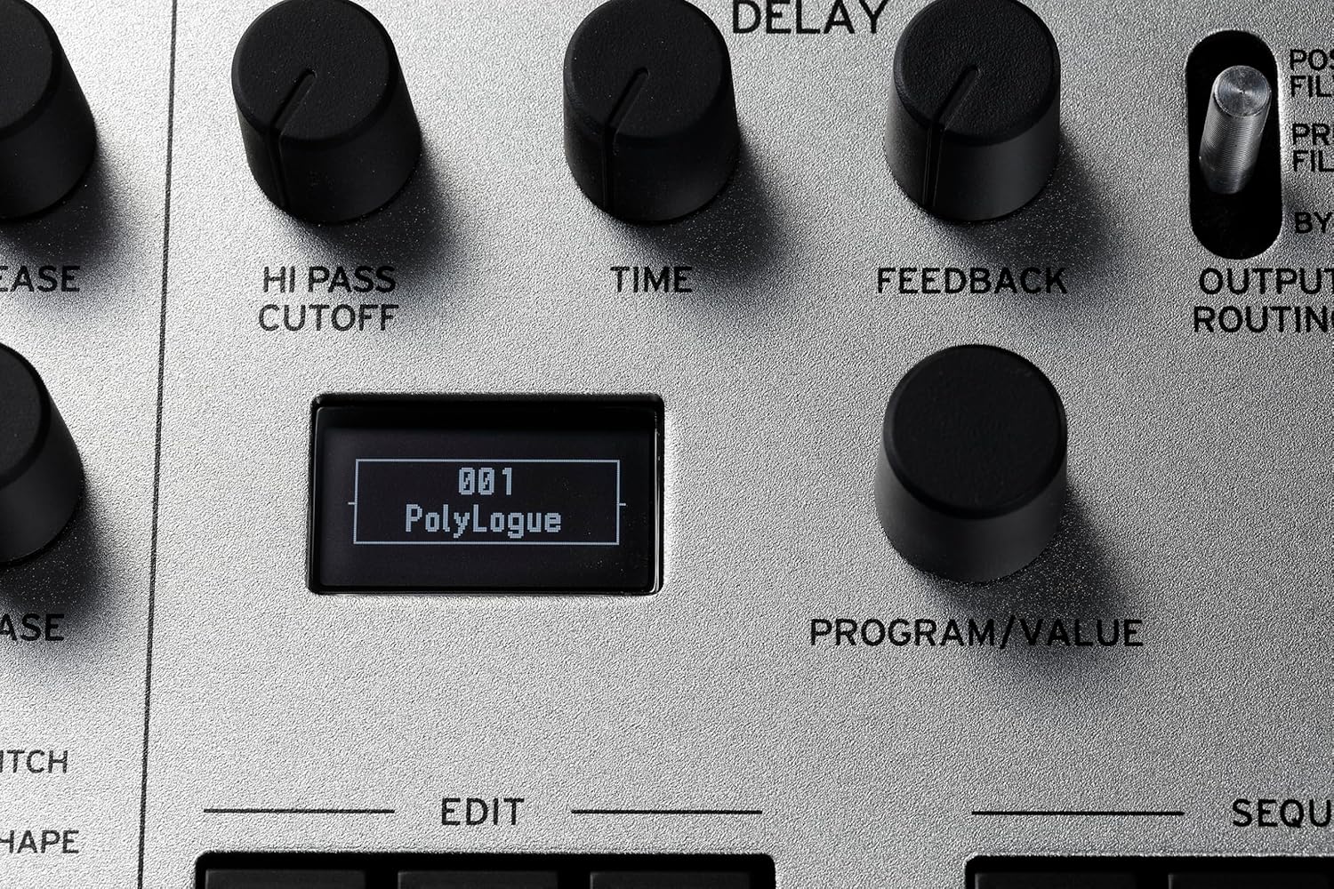 Korg minilogue 37-key Polyphonic Analog Synthesizer w/ 16-step Sequencer, 4 Voices and OLED Oscilloscope (MINILOGUE)