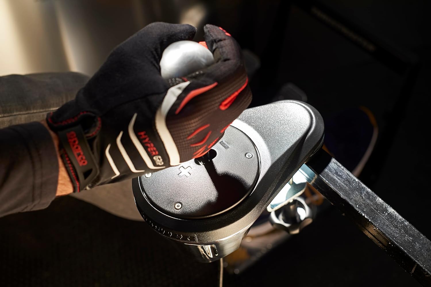 Thrustmaster TH8A Shifter for PS5, PS4, Xbox Series X|S, PC – Sim Racing Accessory with H-Pattern & Sequential Modes, Compatible with Racing Wheels and Driving Simulator Sets