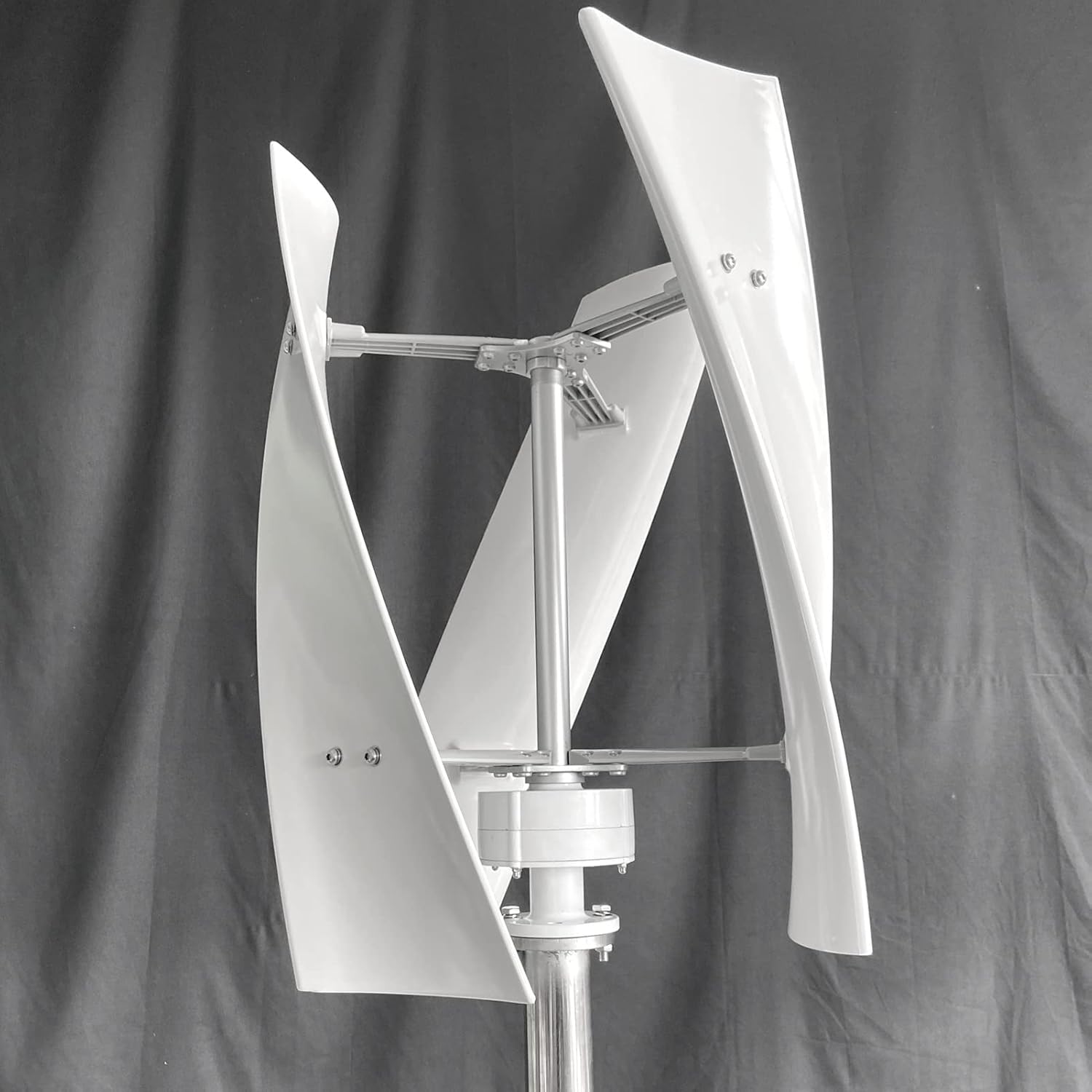 Wind Turbine Generator, 300W Aerodynamic Maglev Vertical Wind Power Turbine Generator, GFRP Blade, Low Torsion Vibration Quiet, Double Bearings(12V)