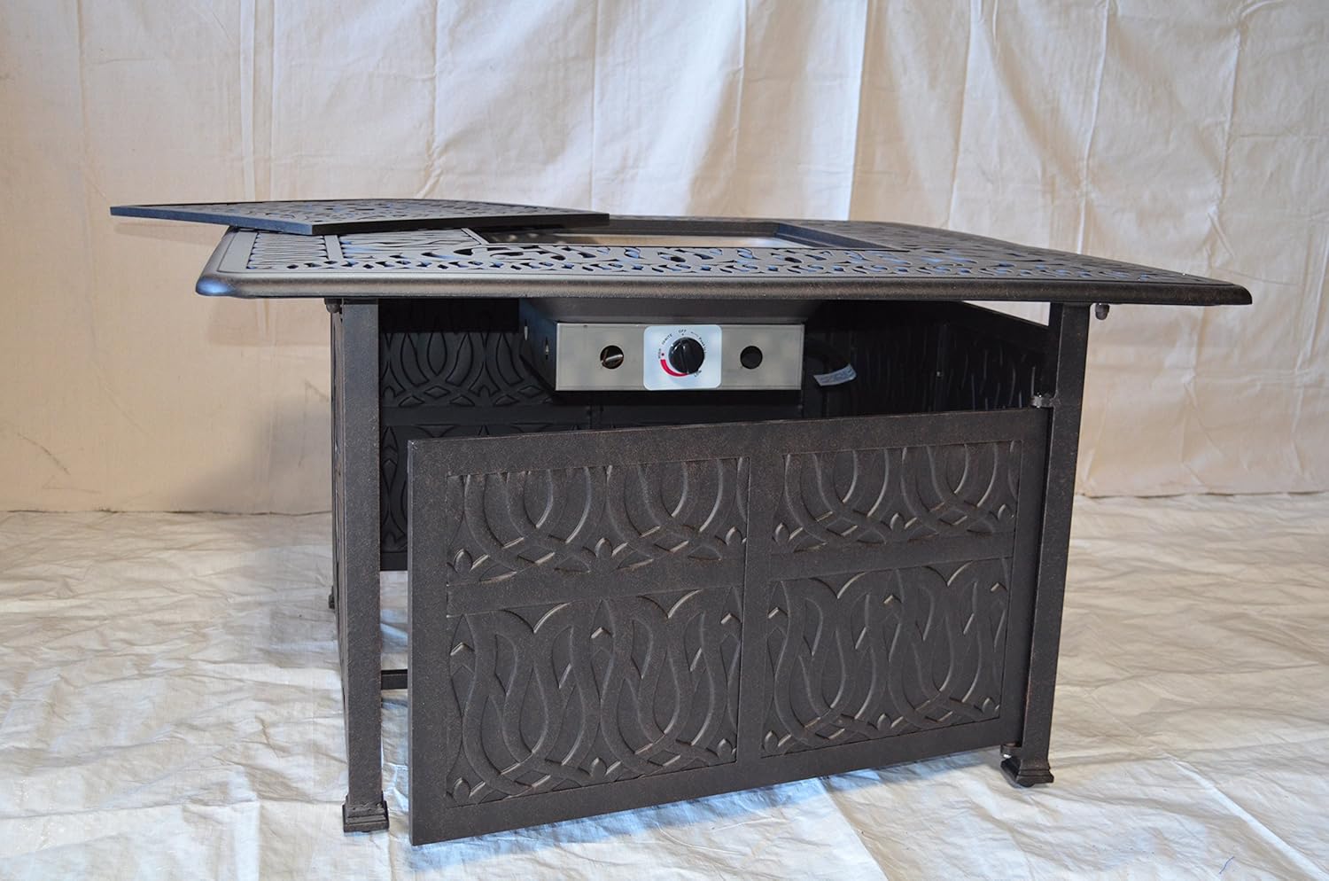 Santa Anita Outdoor Patio 4 Swivel Rocker Chairs and Square 42