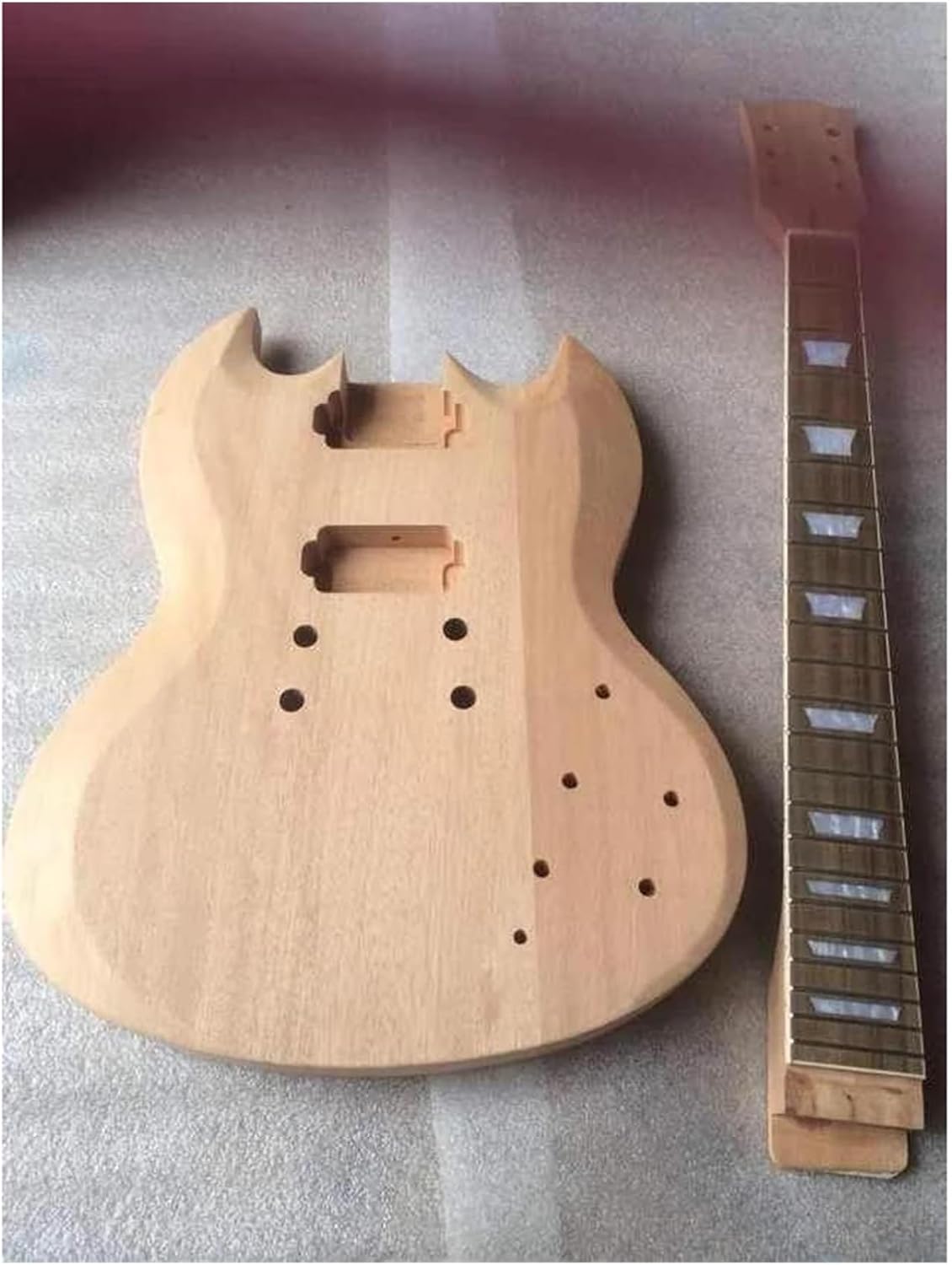 Guitar Body Guitar Replacement Parts One Unfinished Electric Guitar Body With One Guitar Neck The Original Wood Color Is Suitable For DIY Guitar