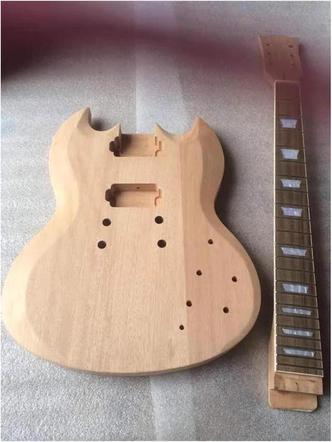 Guitar Body Guitar Replacement Parts One Unfinished Electric Guitar Body With One Guitar Neck The Original Wood Color Is Suitable For DIY Guitar