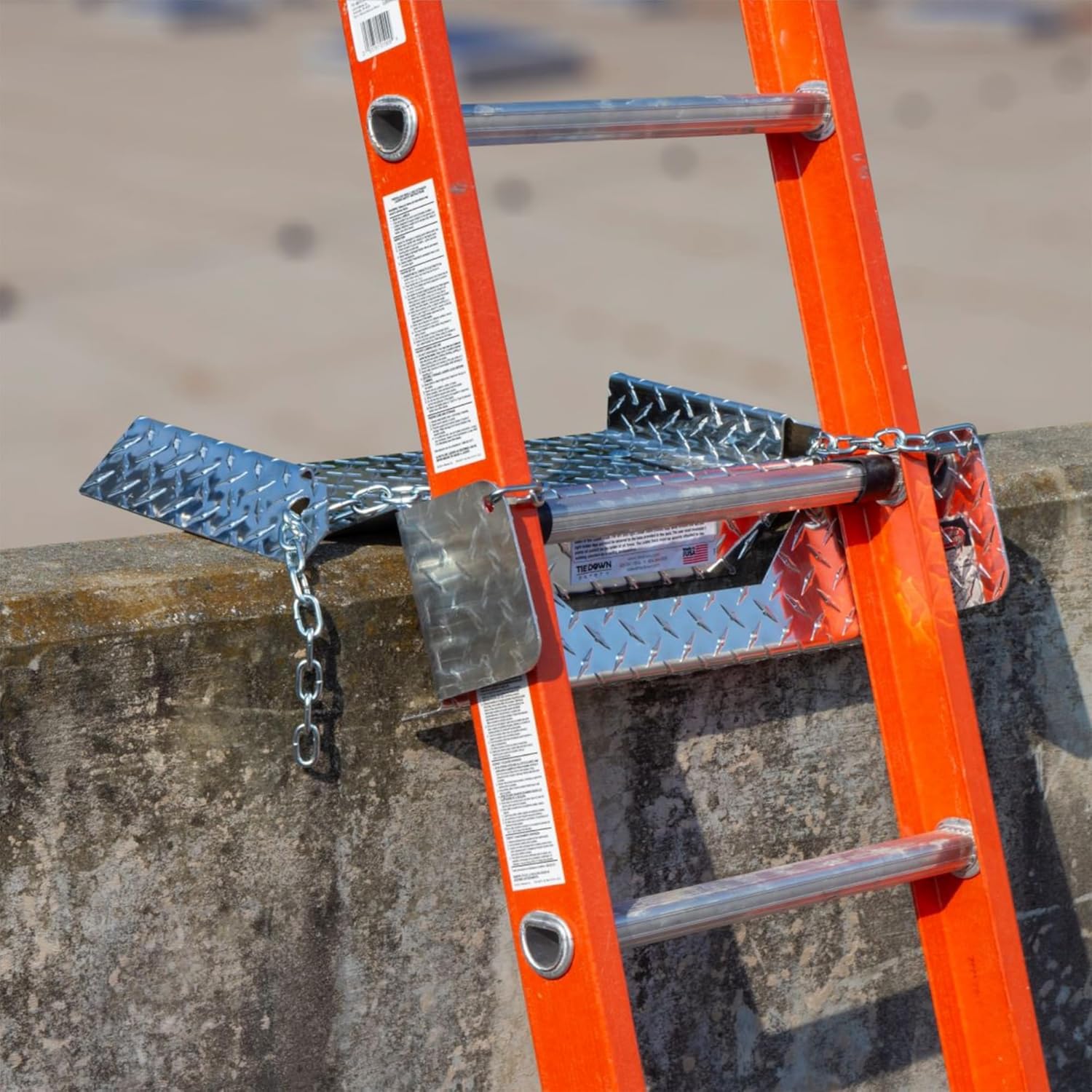 Tie Down Commercial Ladder Safety Dock | 1-Piece | 21.5 inch x 26 inch | Ladder Accessories Roof Access