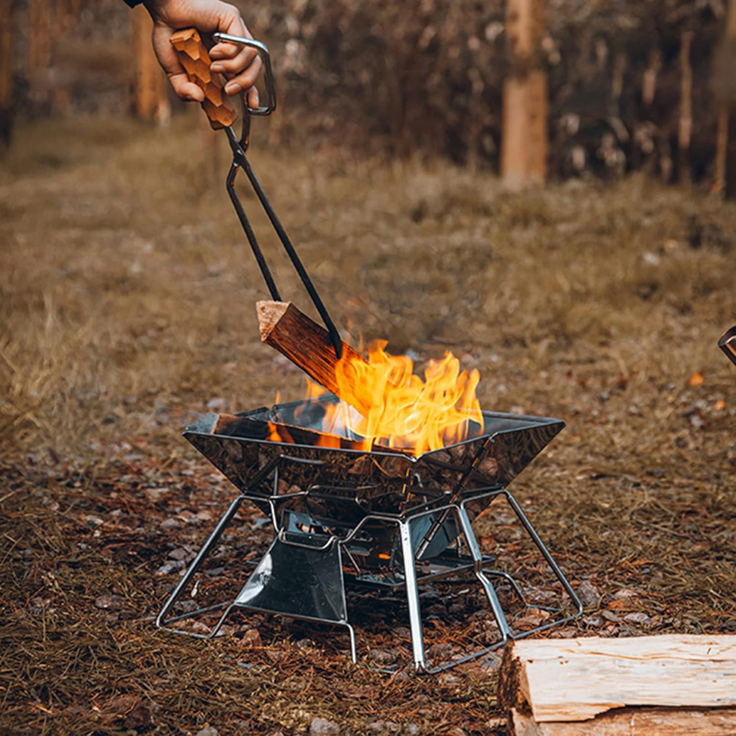 Portable Camping Fire Pit Campfire Grill, Stainless Steel Folding Charcoal Barbecue Grill, Outdoor Wood Stove Burner with Carrying Bag (Square)