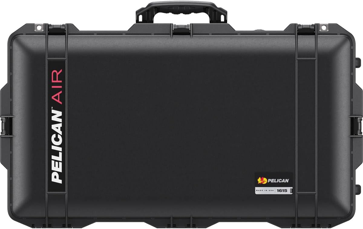 Pelican Air 1615 Case With Padded Dividers (Black)