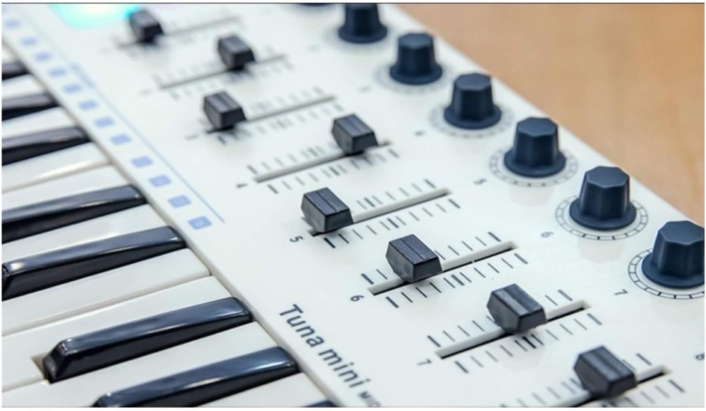 25-Key MIDI Keyboard Controller with Velocity-Sensitive Keys & Customizable Pads, Portable Music Production Tool Applicable to Ableton FL Studio Logic Pro