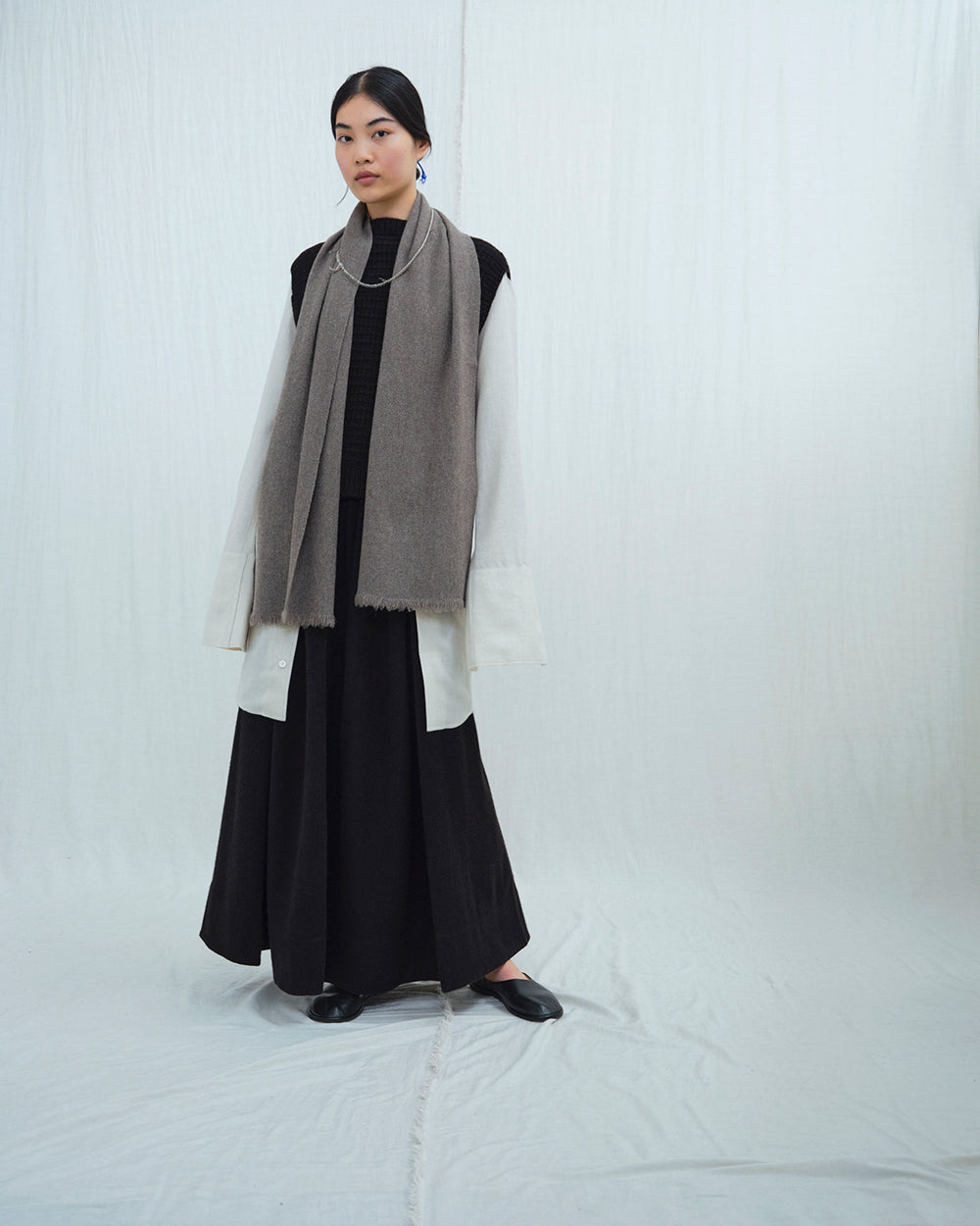 Nomad Classic Skinny Scarf (Natural Yak Grey Base)